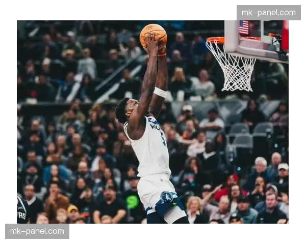 评论员A.史密斯评论:爱德华兹已正式接过联盟门面大旗 评论员A.史密斯评论:爱德华兹已正式接过联盟门面大旗